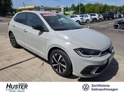 Grau Gebraucht 2023 VW Polo Move Limousine | 23.998 € (Etwas zu teuer)