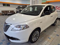 Gebraucht 2012 Lancia Ypsilon Gold Kleinwagen | 6.680 € (Teuer)