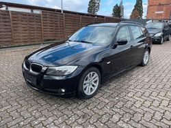 Schwarz Gebraucht 2009 BMW 318 Comfort Edition Kombi | 2.990 € (Superpreis)