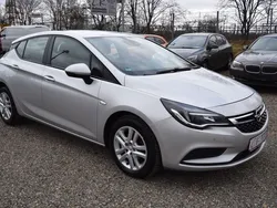 Silber Gebraucht 2016 Opel Astra Edition Limousine | 9.290 € (Etwas zu teuer)