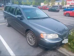 Grau Gebraucht 2006 Volvo V70 Kombi | 1.500 €