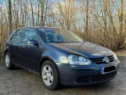 Blau Gebraucht 2006 VW Golf V Highline Kleinwagen | 2.300 € (Guter Preis)