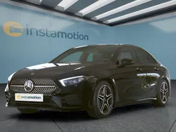 Schwarz Gebraucht 2022 Mercedes A250 Kleinwagen | 32.749 € (Teuer)