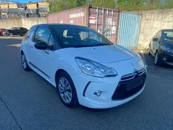 Weiß Gebraucht 2013 Citroën DS3 Chic | 2.940 € (Superpreis)