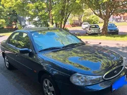 Blau Gebraucht 1996 Ford Mondeo Ghia Limousine | 1.000 €