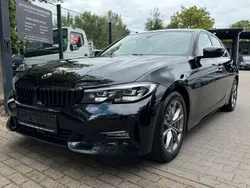 Schwarz Gebraucht 2020 BMW 330 Sport Line Limousine | 26.900 € (Guter Preis)