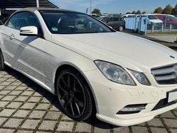Weiß Gebraucht 2011 Mercedes E500 AMG Cabrio | 25.990 € (Etwas zu teuer)