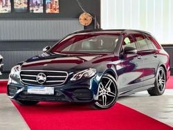 Blau Gebraucht 2018 Mercedes E220 AMG Kombi | 24.900 € (Fairer Preis)