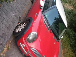Rot Gebraucht 2003 Mini Cooper Kleinwagen | 999 €