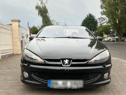 Schwarz Gebraucht 2004 Peugeot 206 Cabrio | 1.100 €
