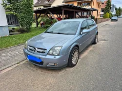 Silber Gebraucht 2005 Opel Signum Kombi | 1.055 €