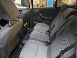 Weiß Gebraucht 2018 Ford C-MAX Titanium Van / Kleinbus | 8.900 € (Fairer Preis)