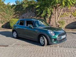 Grün Gebraucht 2016 Mini ONE Kleinwagen | 10.700 € (Etwas zu teuer)