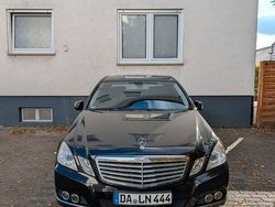 Schwarz Gebraucht 2010 Mercedes E300 Elegance Limousine | 8.900 € (Teuer)