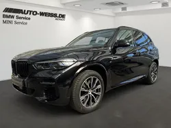 Schwarz, metallic Gebraucht 2022 BMW X5 M Sport SUV | 56.400 € (Superpreis)