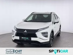 Weiß Gebraucht 2022 Mitsubishi Eclipse Cross Basis SUV | 22.470 € (Superpreis)