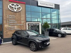 Mysticschwarz mica Gebraucht 2023 Toyota Yaris Hybrid Connect Style | 24.990 € (Fairer Preis)