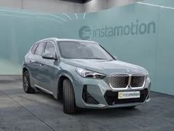 Grün Gebraucht 2023 BMW iX1 Sport Line SUV | 49.800 € (Teuer)