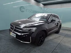 Schwarz Gebraucht 2024 VW Touareg R-line SUV | 62.720 € (Etwas zu teuer)