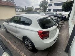 Weiß Gebraucht 2013 BMW 114 Kleinwagen | 5.900 € (Fairer Preis)