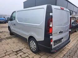 Platingrau Gebraucht 2018 Renault Trafic Komfort Van | 10.999 € (Fairer Preis)