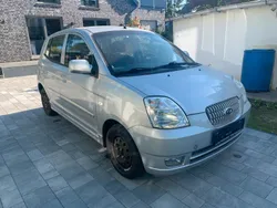 Silber Gebraucht 2006 Kia Picanto Kleinwagen | 2.300 €