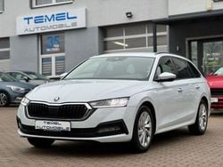 Weiß Gebraucht 2024 Skoda Octavia Selection Kombi | 28.499 € (Guter Preis)