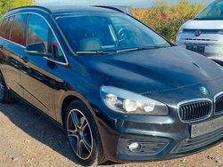 Schwarz Gebraucht 2016 BMW 218 Gran Tourer Advantage Van / Kleinbus | 8.500 € (Superpreis)