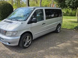 Silber Gebraucht 2001 Mercedes Vito Van / Kleinbus | 5.500 € (Teuer)