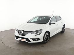 Weiß Gebraucht 2018 Renault Mégane IV Bose Edition Limousine | 16.670 € (Fairer Preis)