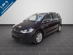 Deep black perleffekt (metallic) Gebraucht 2024 VW Touran Comfortline Van / Kleinbus | 30.900 € (Fairer Preis)