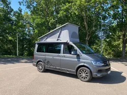 Grau Gebraucht 2015 VW T6 Beach Van | 50.500 €
