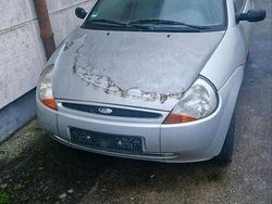 Silber Gebraucht 2000 Ford Ka Kleinwagen | 250 €