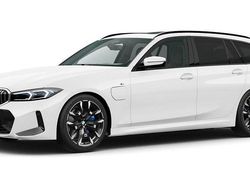 Weiß Gebraucht 2025 BMW 330e Comfort Edition Kombi | 48.299 € (Teuer)