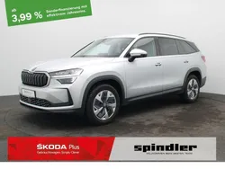 Brilliantsilber metallic Gebraucht 2024 Skoda Kodiaq Selection SUV | 41.990 € (Superpreis)