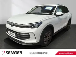 Weiß Gebraucht 2024 VW Tiguan Life SUV | 34.480 € (Etwas zu teuer)