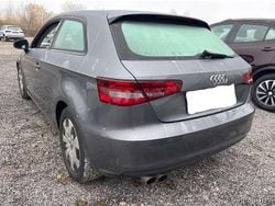 Grau Gebraucht 2013 Audi A3 Attraction Limousine | 6.200 € (Fairer Preis)