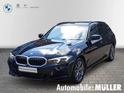 Schwarz Gebraucht 2022 BMW 320 Shadowline Kombi | 31.850 € (Etwas zu teuer)