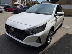 Weiß Gebraucht 2022 Hyundai i20 Pure Kleinwagen | 13.998 € (Fairer Preis)