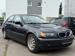 Blau Gebraucht 2003 BMW 318 Limousine | 2.590 € (Guter Preis)