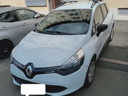Weiß Gebraucht 2015 Renault Clio GrandTour Expression Kombi | 5.000 € (Fairer Preis)
