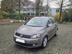 Gold Gebraucht 2010 VW Golf Plus Cross Van / Kleinbus | 6.499 € (Fairer Preis)