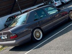 Violet Gebraucht 1995 Mercedes 200 Limousine | 5.200 €