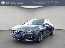 Grau Gebraucht 2023 Hyundai i30 Trend Limousine | 17.490 € (Fairer Preis)