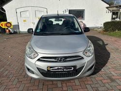 Silber Gebraucht 2011 Hyundai i10 Classic Kleinwagen | 1.200 € (Superpreis)