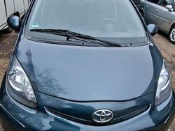 Grau Gebraucht 2013 Toyota Aygo Kleinwagen | 4.200 € (Superpreis)