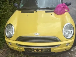 Gelb Gebraucht 2002 Mini ONE Kleinwagen | 999 € (Guter Preis)