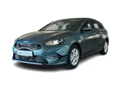 Grau Neu 2025 Kia Ceed Kombi | 28.589 € (Etwas zu teuer)