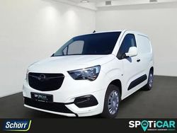 Jade weiß (uni) Gebraucht 2021 Opel Combo Edition Van / Kleinbus | 14.700 € (Fairer Preis)