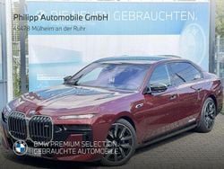 Aventurinrot iii Gebraucht 2024 BMW M760e M Sport Limousine | 106.499 € (Superpreis)
